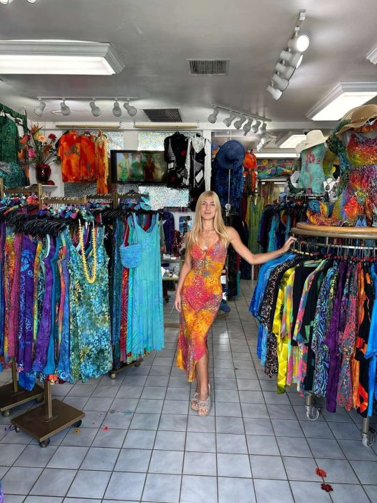 Handmade vs. Fast Fashion: Why Tropical Tantrum Handmade is High Quality and Lasts Longer